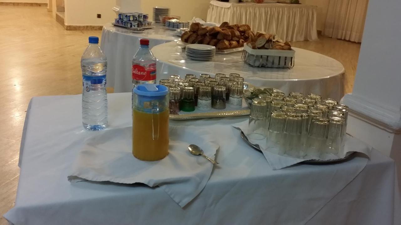 Sahara Line Hotel Λααγιούν Εξωτερικό φωτογραφία