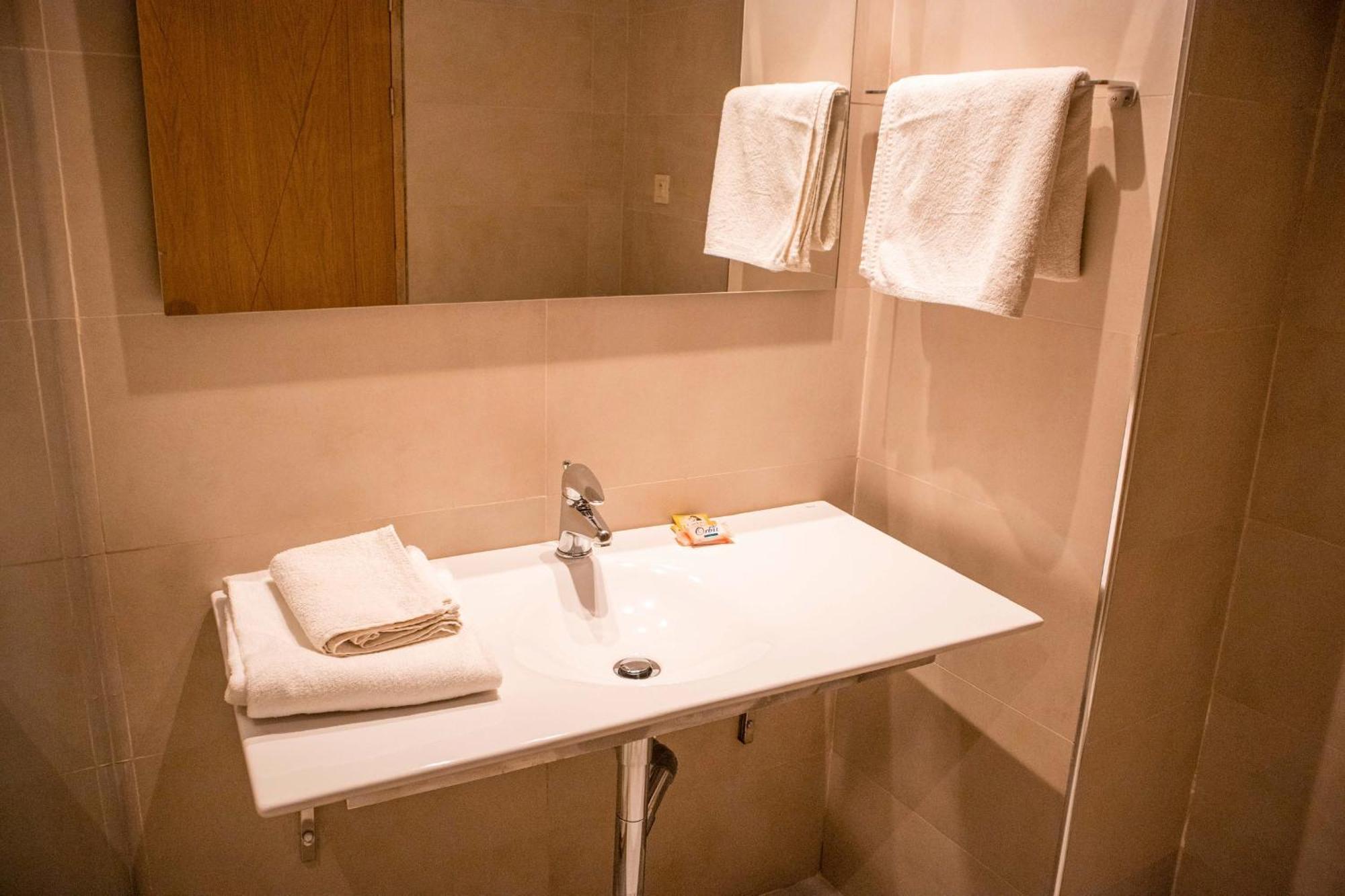 Sahara Line Hotel Λααγιούν Εξωτερικό φωτογραφία